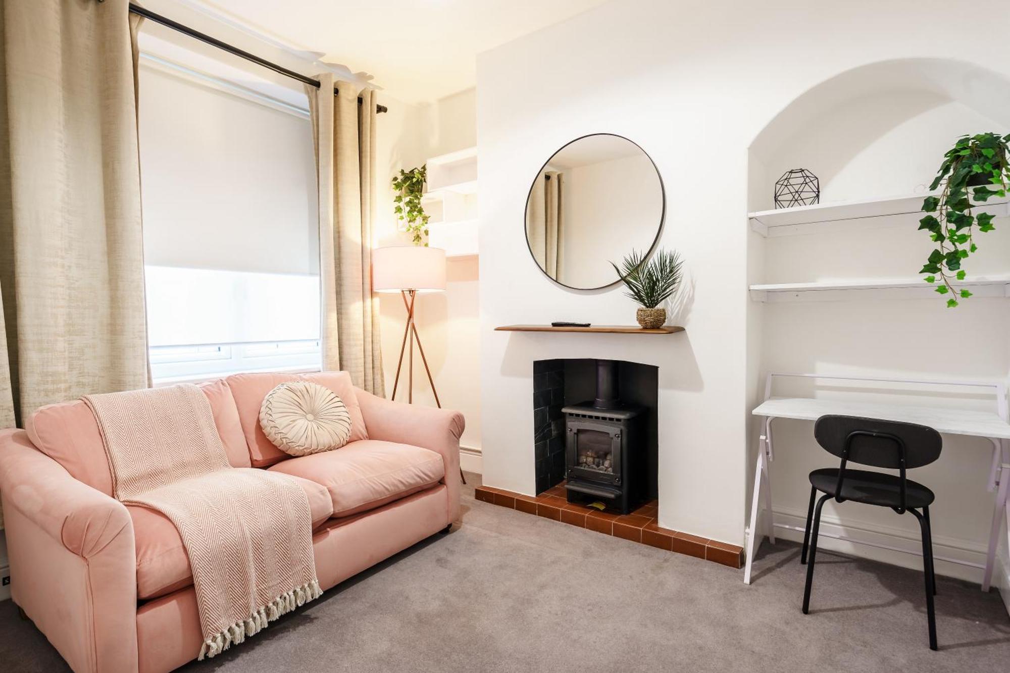 Inspohome Pontcanna Haven 2-bed House Garden Netflix Games Freeparking
