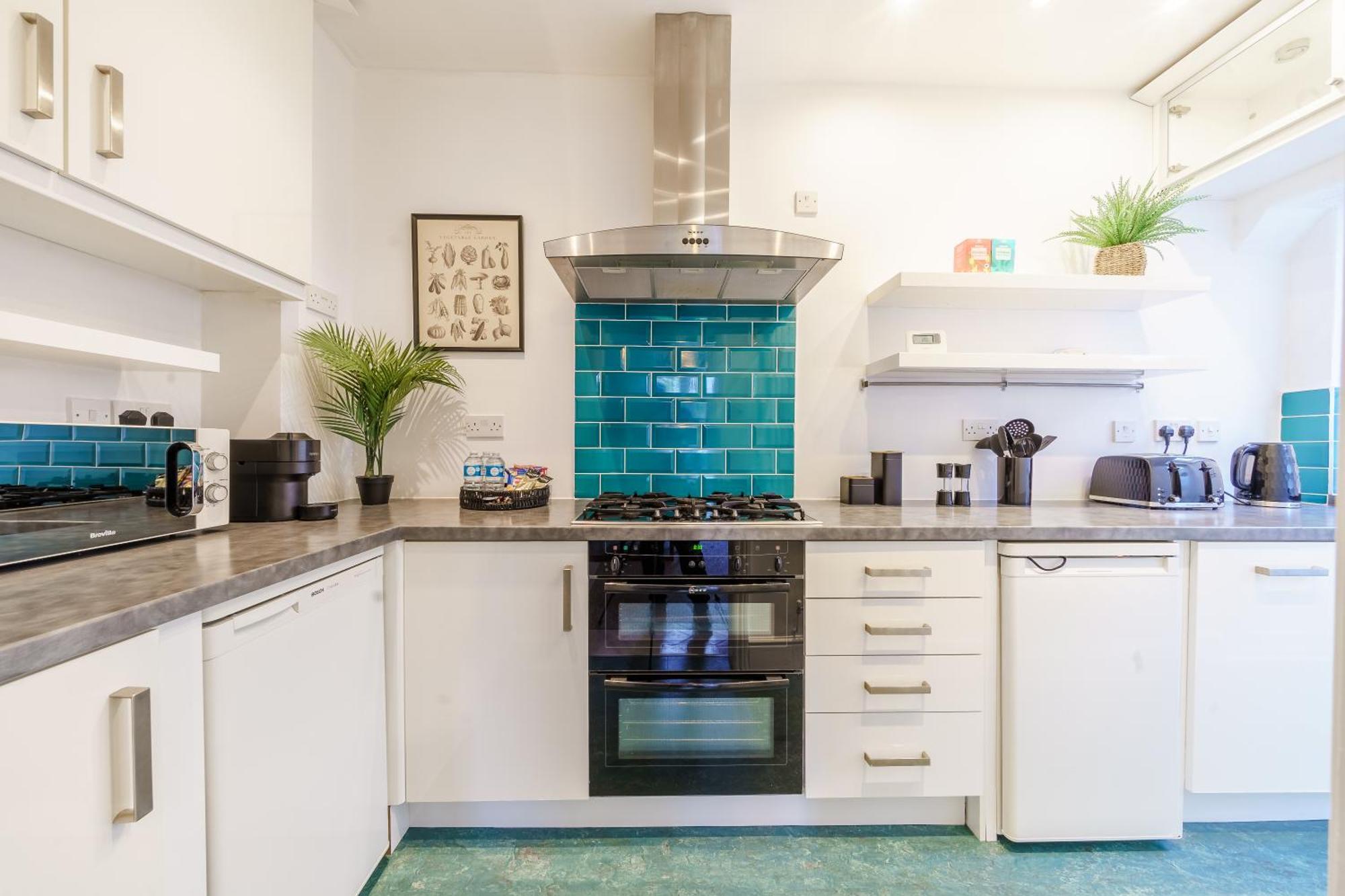 Inspohome Pontcanna Haven 2-bed House Garden Netflix Games Freeparking Holiday home *
