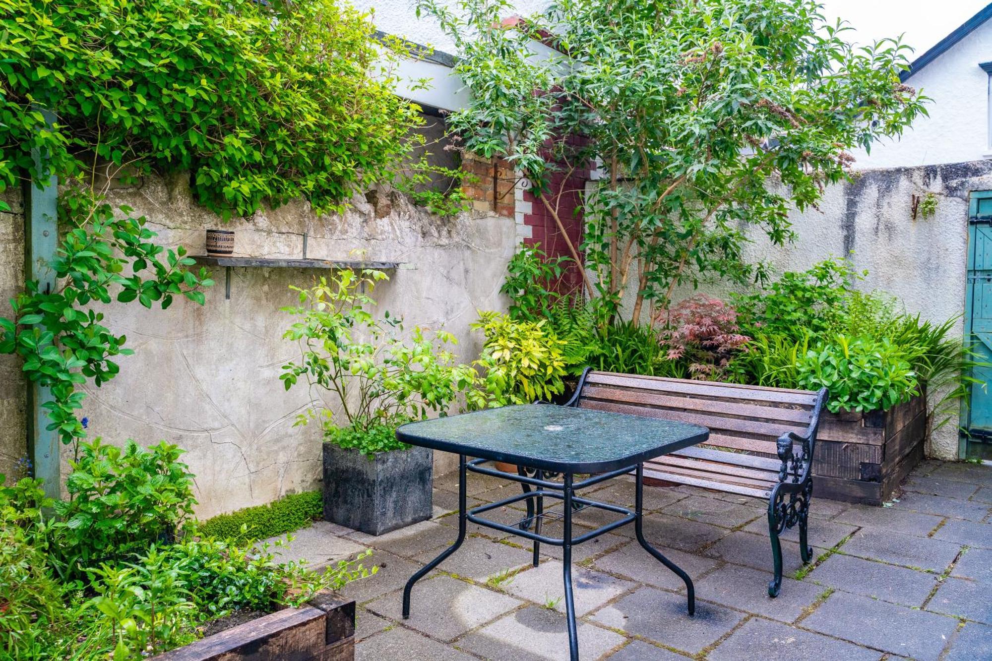Inspohome Pontcanna Haven 2-bed House Garden Netflix Games Freeparking Holiday home